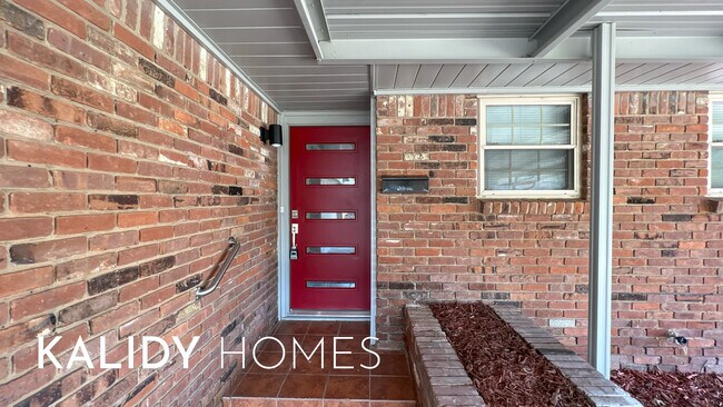 Foto del edificio - 702 Amity Ln