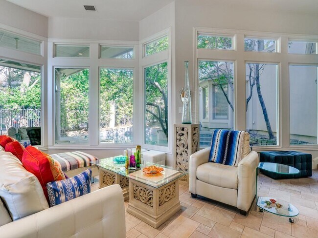 Building Photo - 7111 Hill Forest Dr