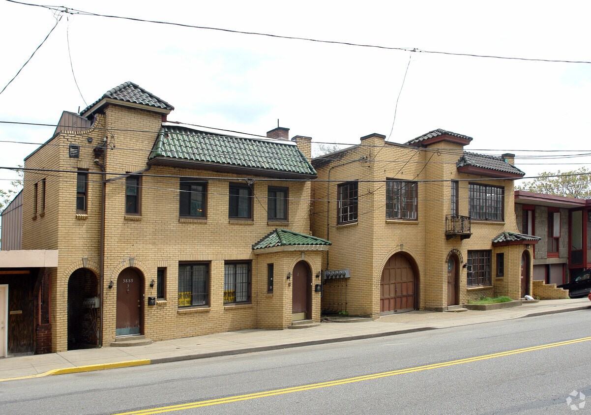 Foto del edificio - 3889-3891 Bigelow Blvd
