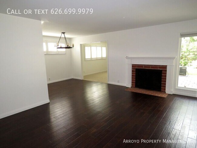 Foto del edificio - 1165 Leonard Ave