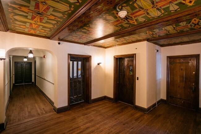 Building Photo - 1141 Holcomb St