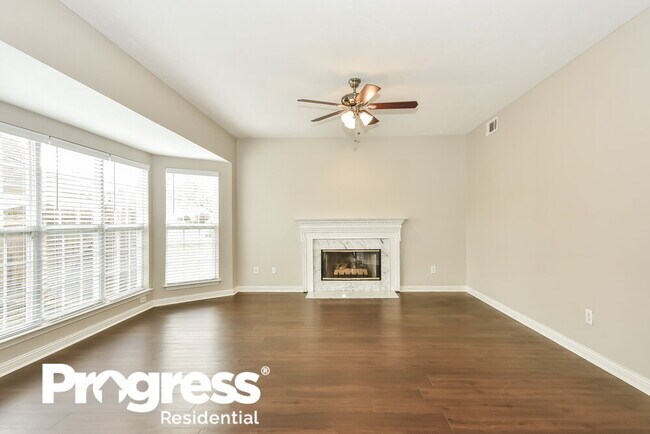 Building Photo - 601 Mable Dr
