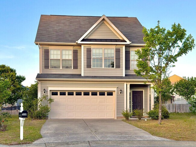 Foto del edificio - Spacious 3BR/2.5BA Home on Quiet Cul-de-Sac in Knightdale's Churchill Community