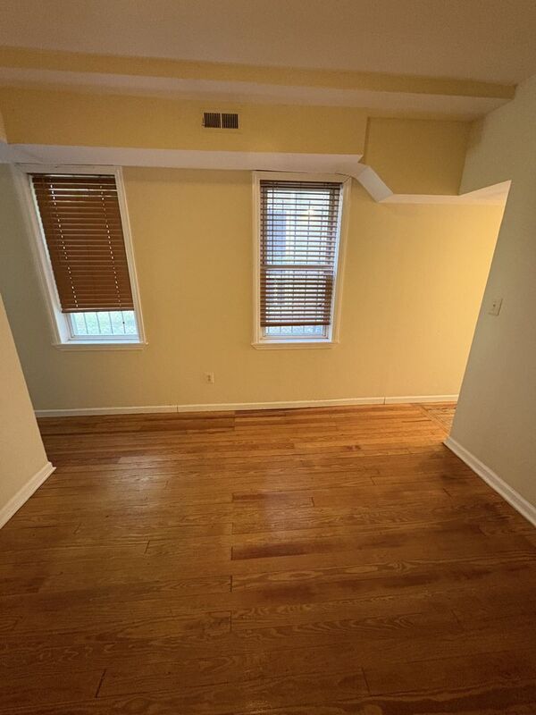 Building Photo - 2030 E Baltimore St