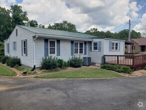 Building Photo - 242 Sleepy Hollow Rd
