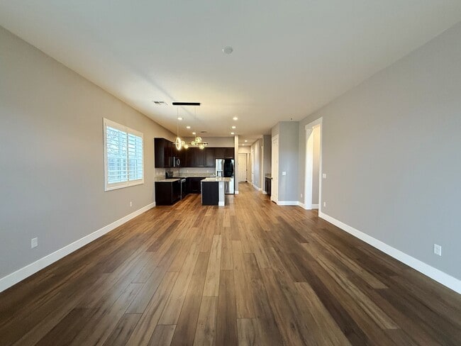 Building Photo - Beautiful single story Toll Brothers Home ...
