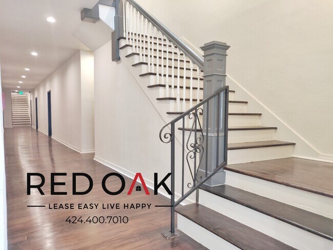 Foto del edificio - 1818 Whitley Ave