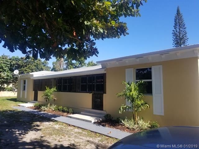Primary Photo - 117 NW 118th St
