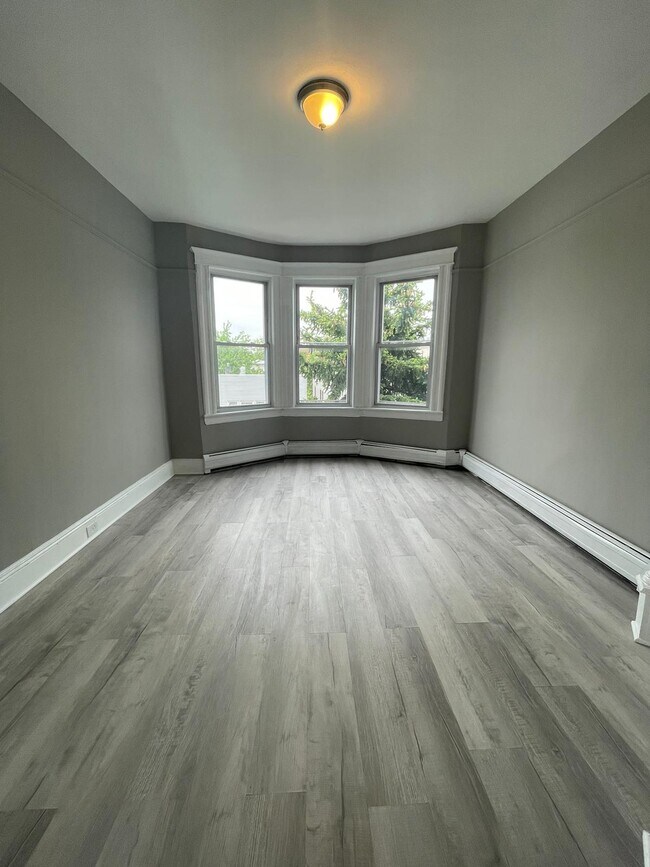 167 Clendenny Ave 3L - 169 Clendenny Ave