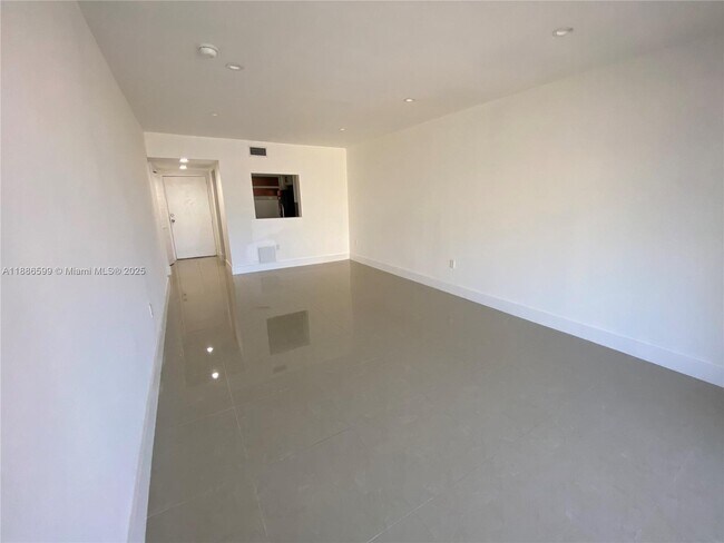 Foto del edificio - 3700 NW 21st St