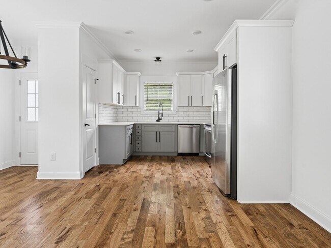 Foto del edificio - 7 Railroad St