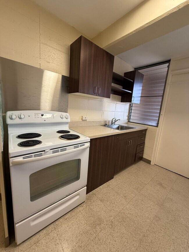 Foto del edificio - 3408 Waialae Ave