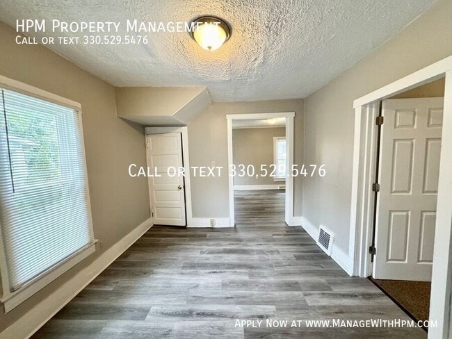 Building Photo - 2822 4th St NW