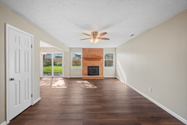 Building Photo - 2161 Rock Lake Loop