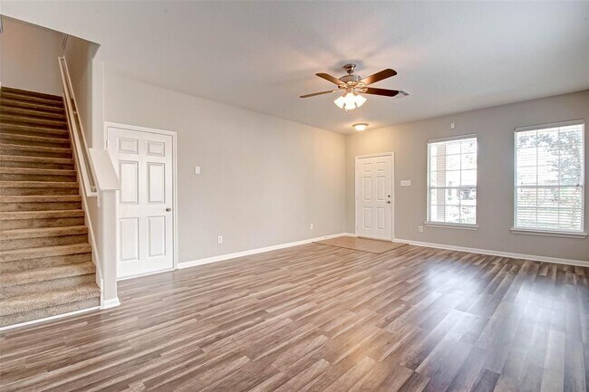 Building Photo - 21327 Bella Flora Ct