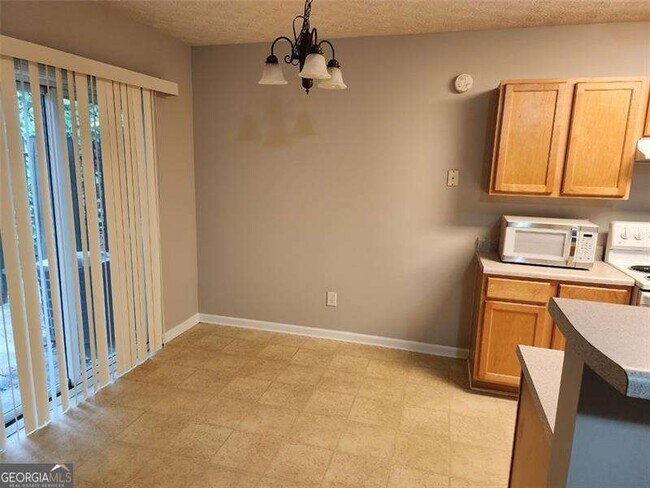 Building Photo - 6129 Brookechase Ln
