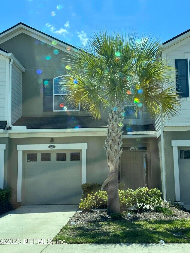 Foto del edificio - 325 Richmond Dr