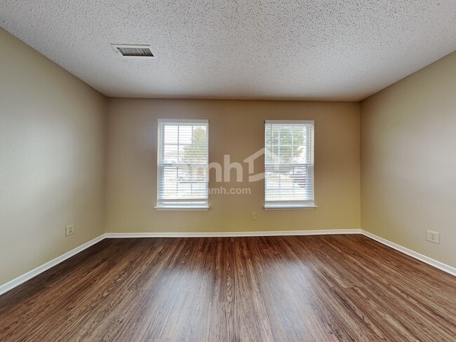 Building Photo - 13426 Allegiance Dr