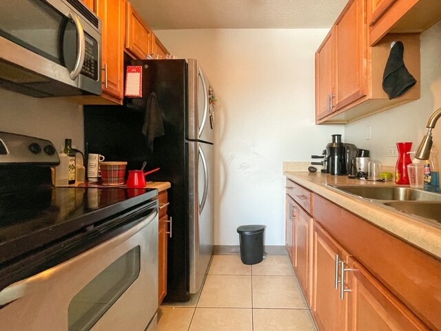 Building Photo - 2728 N Hampden Ct