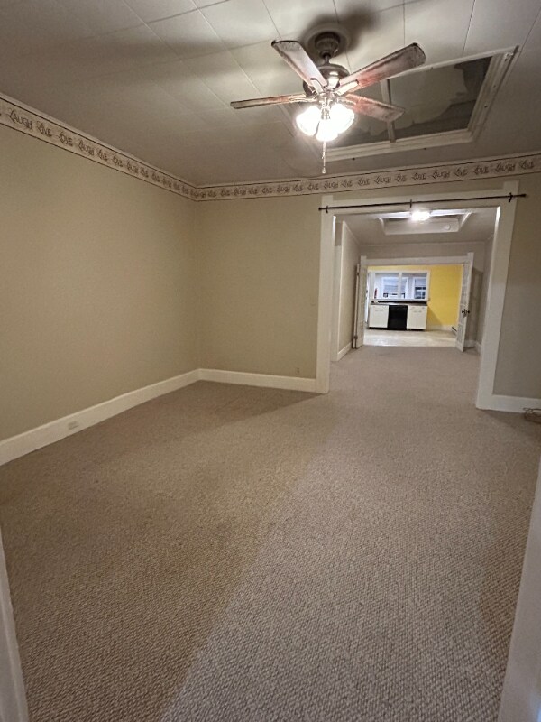 Foto del edificio - 125 E Main St