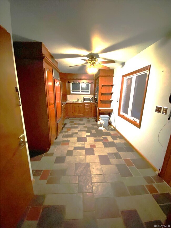 Foto del edificio - 80 Main St