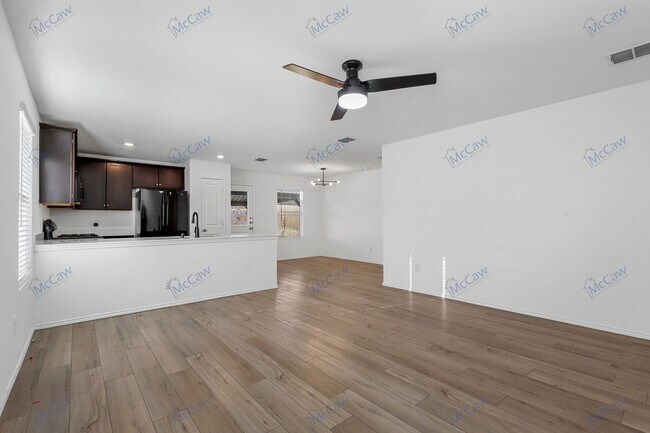 Foto del edificio - Modern 2022 Built 3/2 in North Fort Worth!