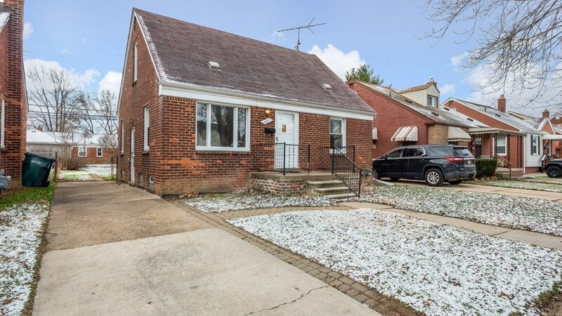 Foto principal - 1661 Riverbank St