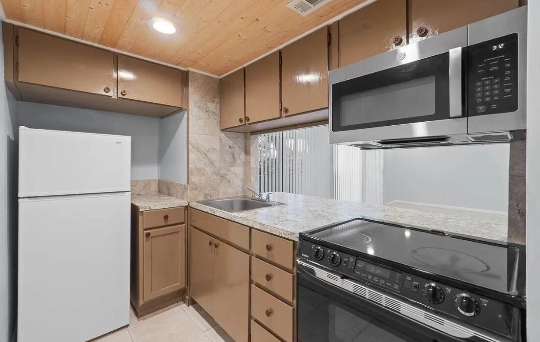 Foto principal - 408 Marshall Ct