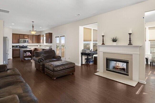 Foto del edificio - 4575 Brumby Ln
