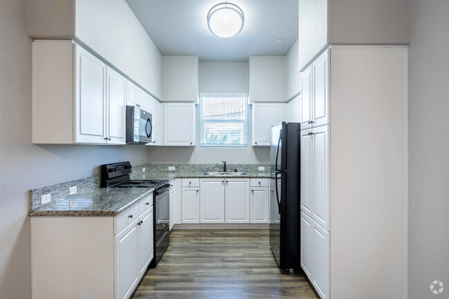 2BR, 2BA - 1,127SF - Kitchen - The Californian