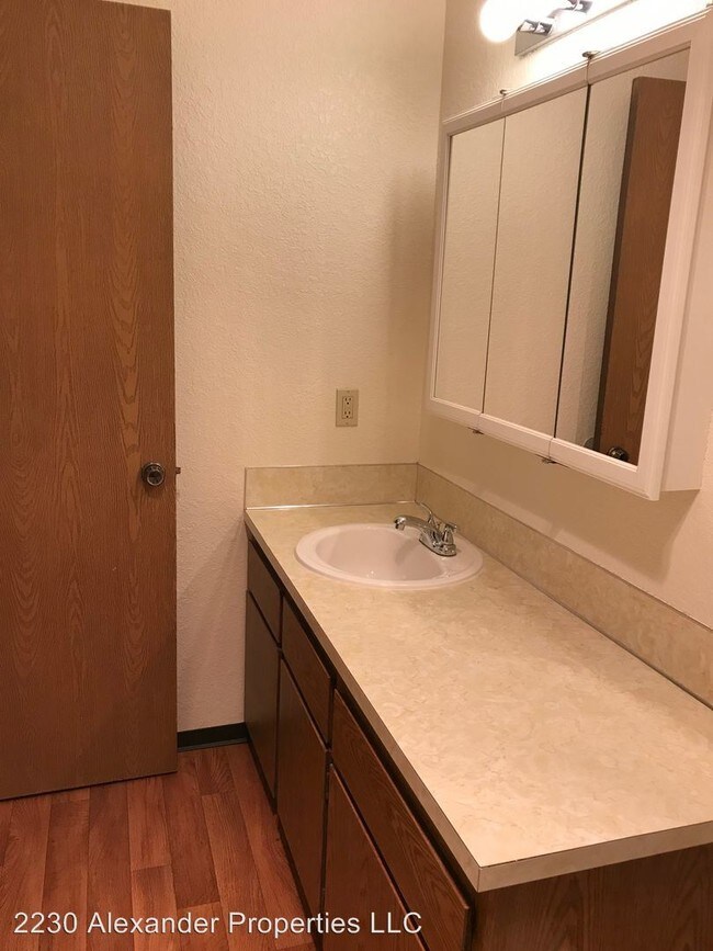 Foto del edificio - 2230 N 106th St