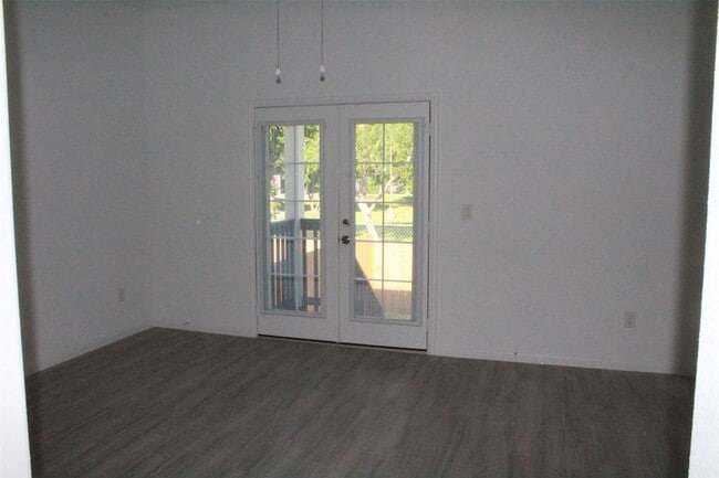Building Photo - 3714 Easy St