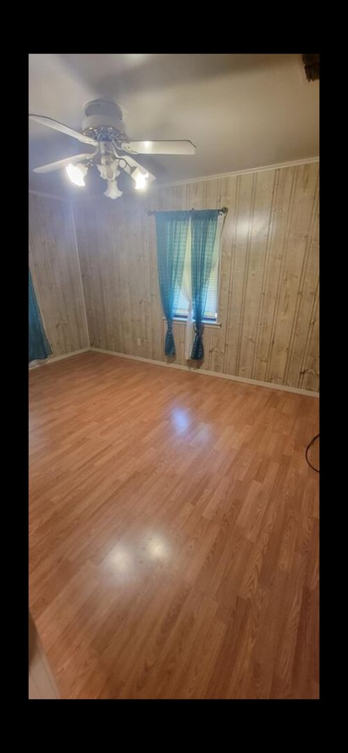 Building Photo - 3 br, 1 bath House - 4544 Curtis Lane