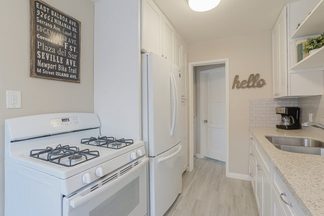 Foto del edificio - Balboa Peninsula Point