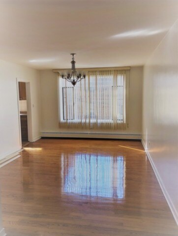 Foto del edificio - 2710 W Summerdale Ave
