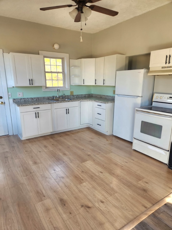 Photo - 161 Roosevelt Trail (Windham, ME)