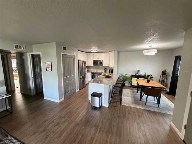 Foto del edificio - 110 Killarney Bay Ct