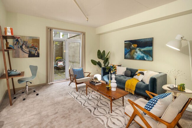 Building Photo - Welcome home to Capitol Hill - Close to al...