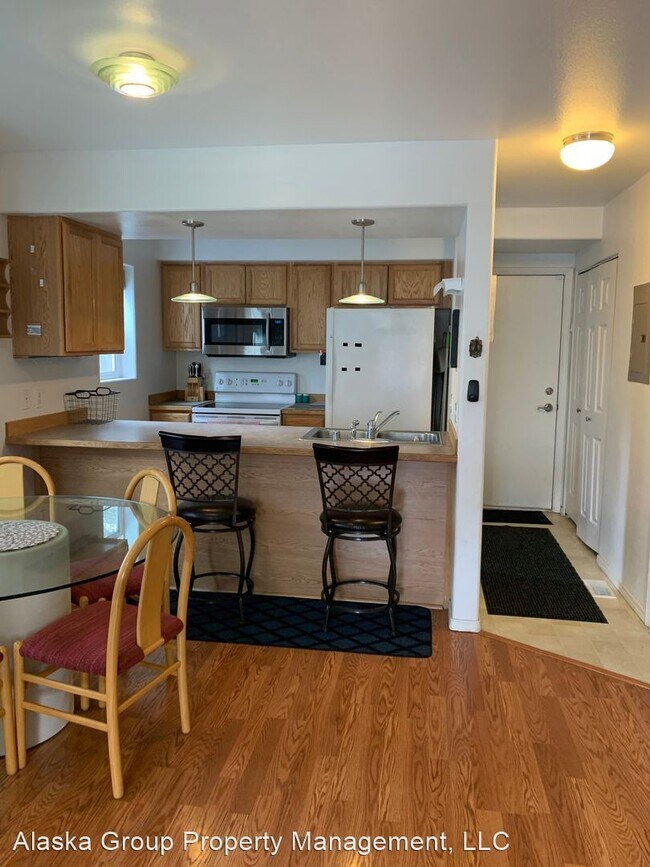 Foto del edificio - 4825 Klamath Falls Ln