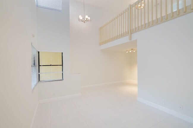 Building Photo - 12236 Sag Harbor Ct