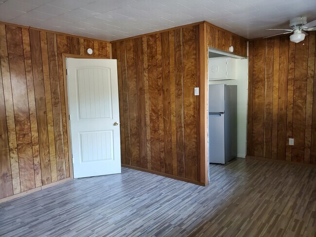 Foto del edificio - 1506 Collier St