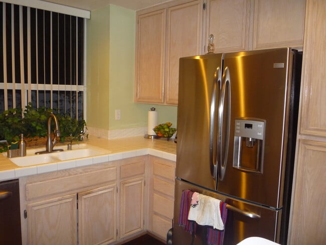 Building Photo - 2bed 2bath Chula Vista Townhome