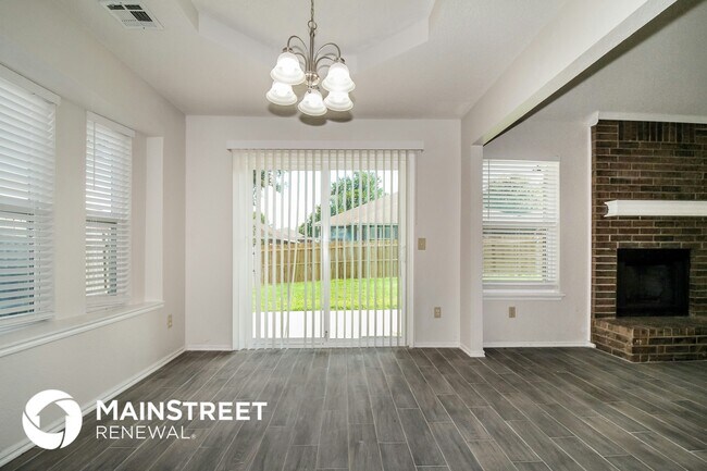 Building Photo - 8808 NW 85th Pl