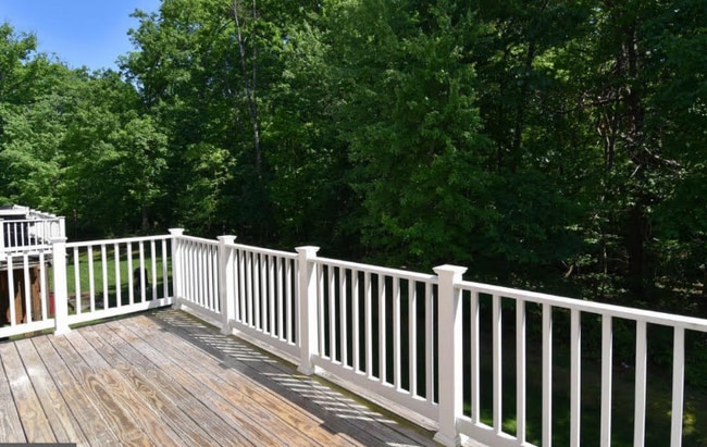 Building Photo - 22414 Glenbow Way
