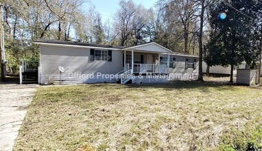Building Photo - 8451 Seville Ave