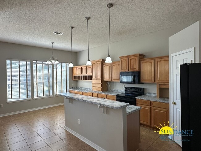 Foto del edificio - Beautiful 4 Bedroom Home in Navarre!