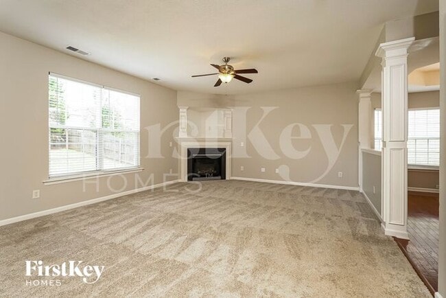 Building Photo - 2586 Viola Ct