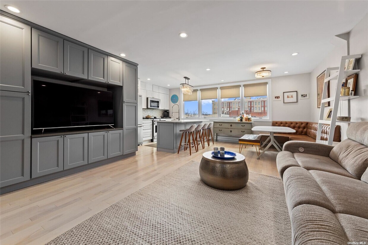 2214 43rd St, Queens, NY 11105 Townhome Rentals in Queens NY