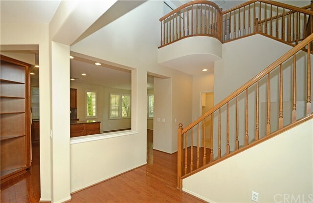Building Photo - 135 Tall Oak
