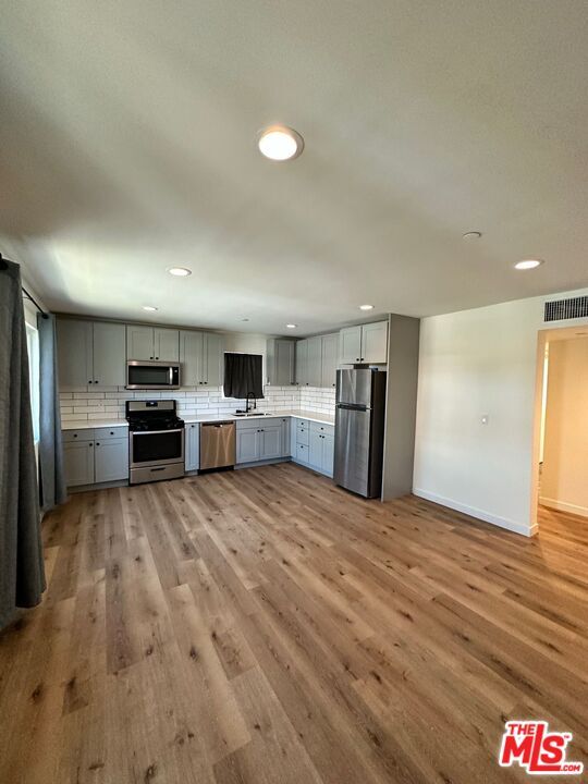 Foto del edificio - 6455 Calhoun Ave